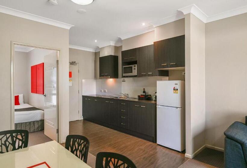 酒店 Platinum International