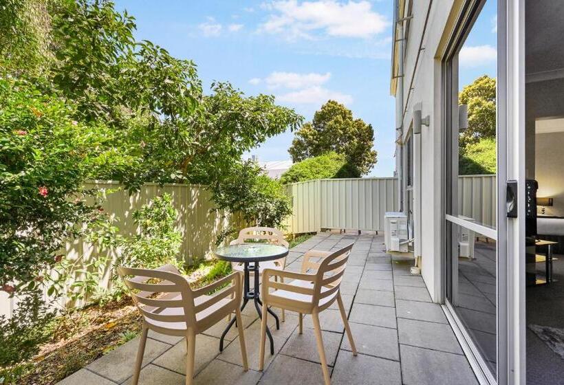 هتل Platinum International