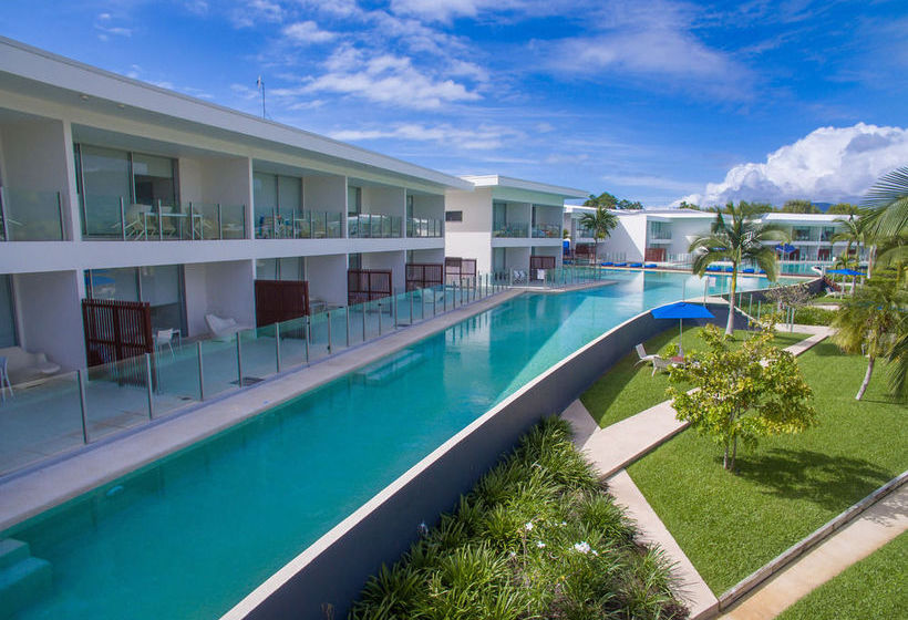 ホテル Pool Resort Port Douglas