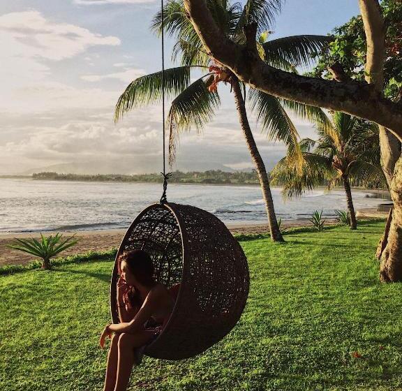 בית מלון כפרי Puri Dajuma Beach Eco Resort & Spa