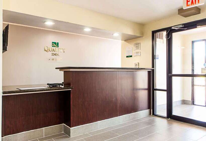 هتل Quality Inn Greenville I30