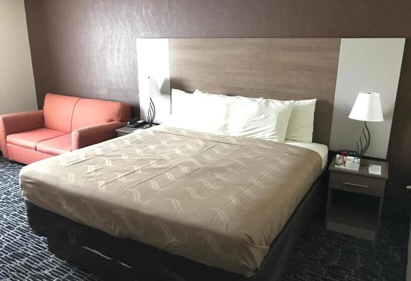 בית מלון כפרי Quality Inn Near Pimlico Racetrack