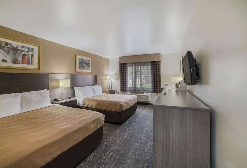 בית מלון כפרי Quality Inn & Suites Goodyear  Phoenix West