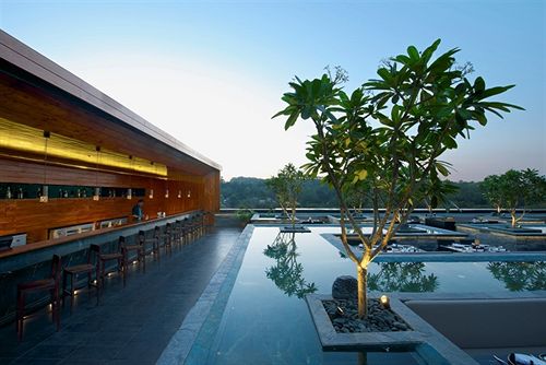 هتل Ramada By Wyndham Powai  & Convention Centre