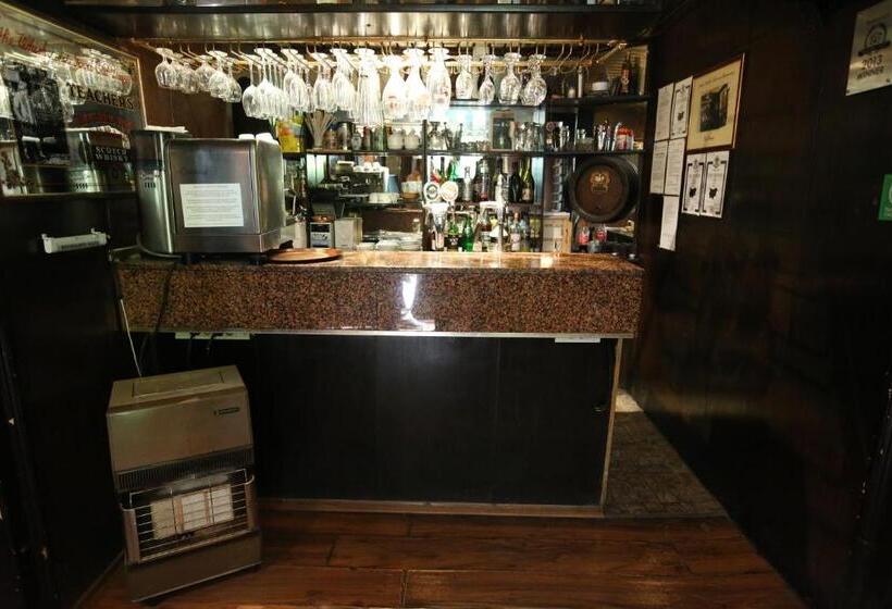 酒店 & Restaurant The House