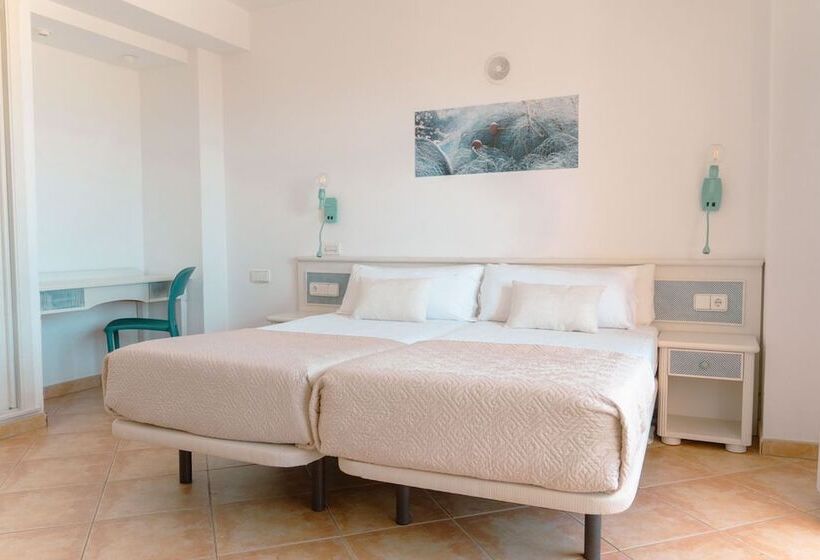 Отель Rosamar Ibiza