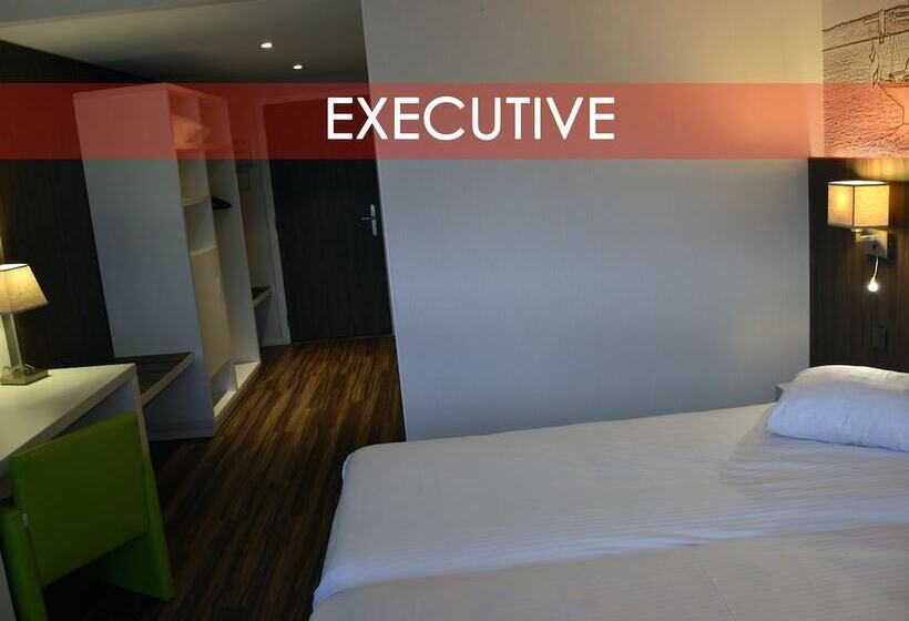 ホテル Royal Astrid