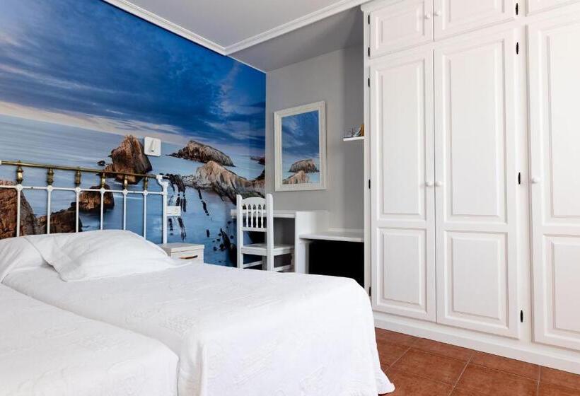 田舎風ホテル La Solana Montañesa