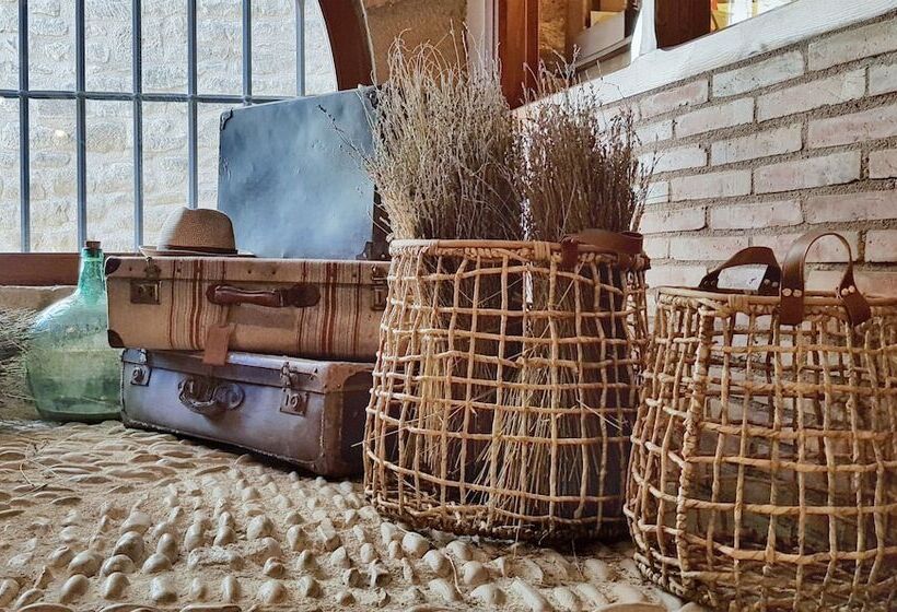 Сельский отель Posada De Uncastillo