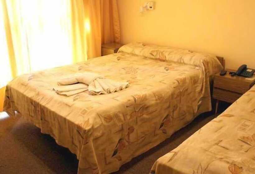 Отель San Remo World