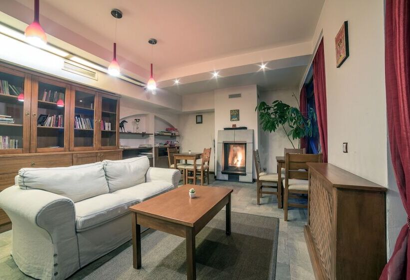 בית מלון כפרי Smilen