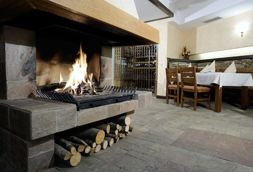 בית מלון כפרי Smilen