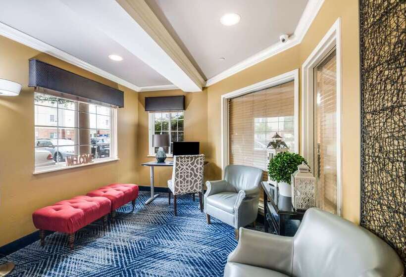 Отель Suburban Studios Sterling Washington Dulles