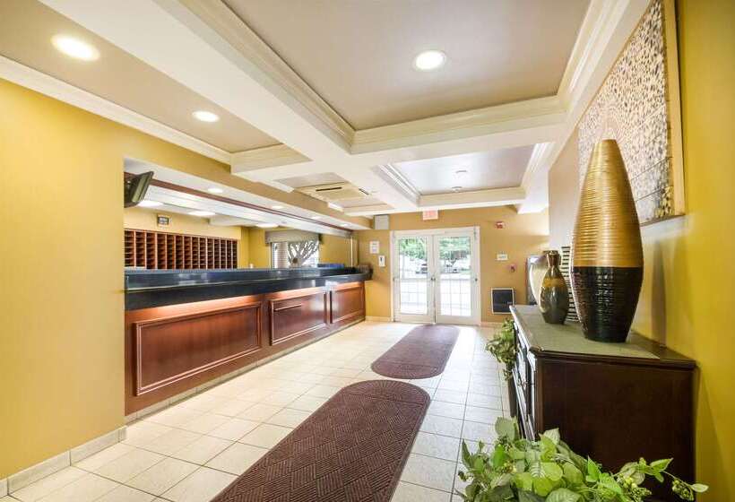 Отель Suburban Studios Sterling Washington Dulles