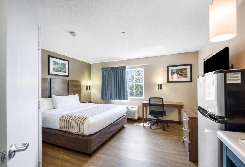 Отель Suburban Studios Sterling Washington Dulles