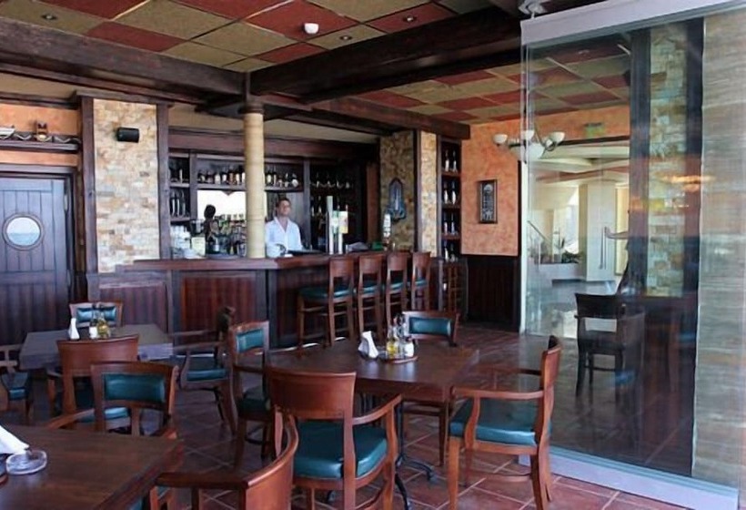 호텔 Sunny Bay Pomorie