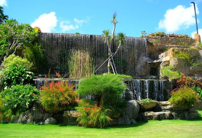 Отель The Beverly Hills Bali A Luxury Villas & Spa