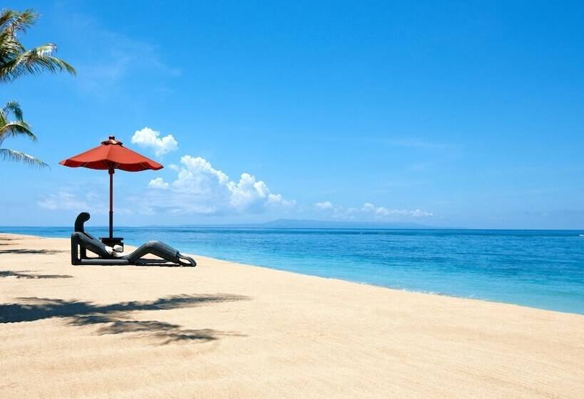 ホテル The St. Regis Bali Resort