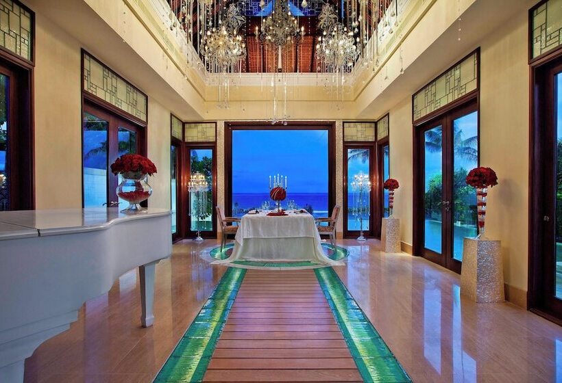 ホテル The St. Regis Bali Resort