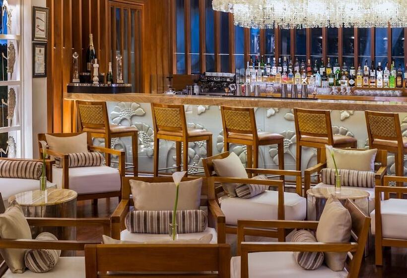 ホテル The St. Regis Bali Resort