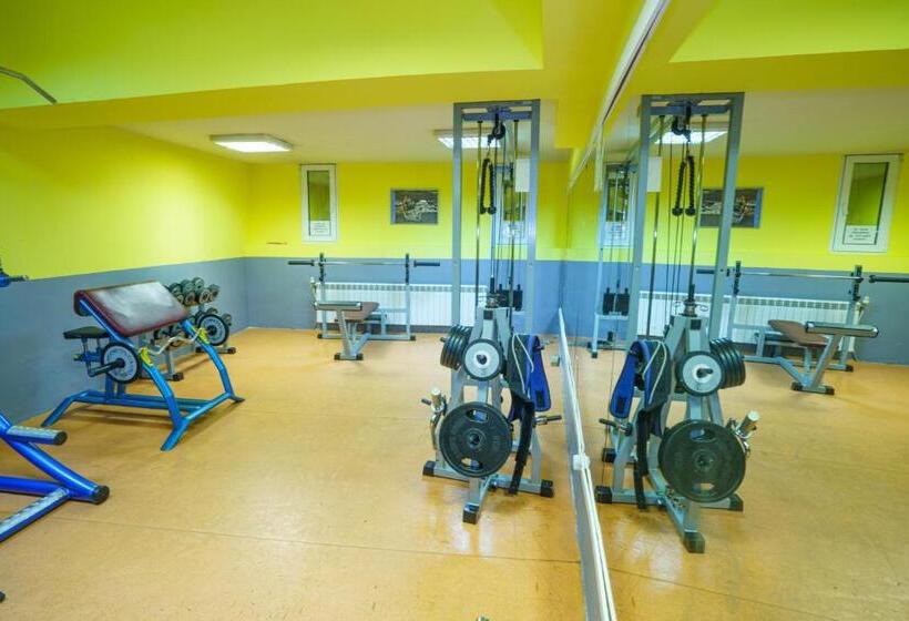 בית מלון כפרי Troyan Plaza