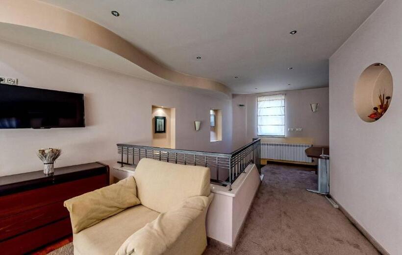 בית מלון כפרי Troyan Plaza