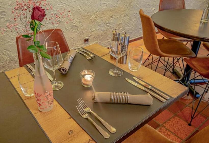 فندق Ulftaler Schenke