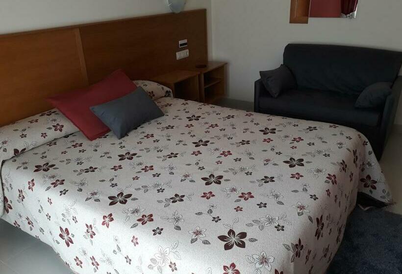 ホテル Valdoviño