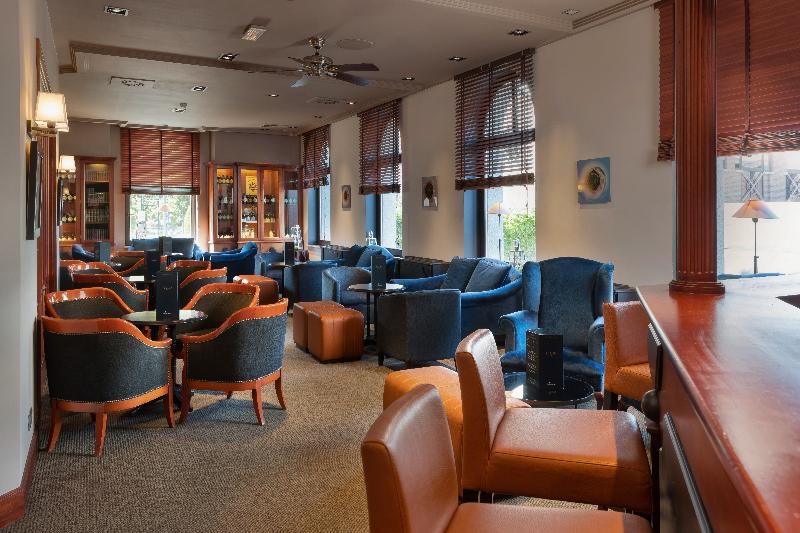 فندق Van Der Valk Waterloo