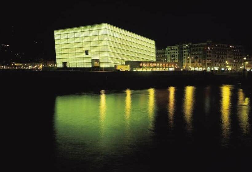 فندق Villa De Ermua