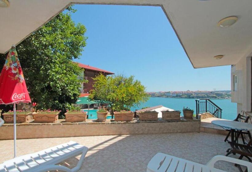 בית מלון כפרי Villas Sozopol