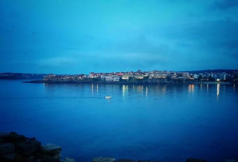 בית מלון כפרי Villas Sozopol