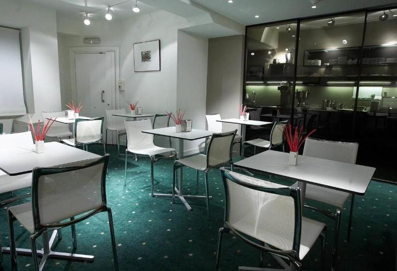 هتل Zaragoza Plaza