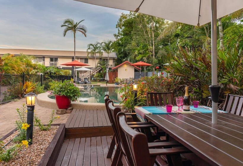 Lychee Tree Holiday Apartments