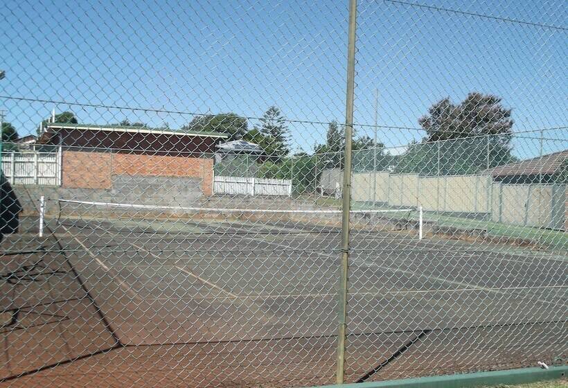 汽车旅馆  Bridge Street Motor Inn