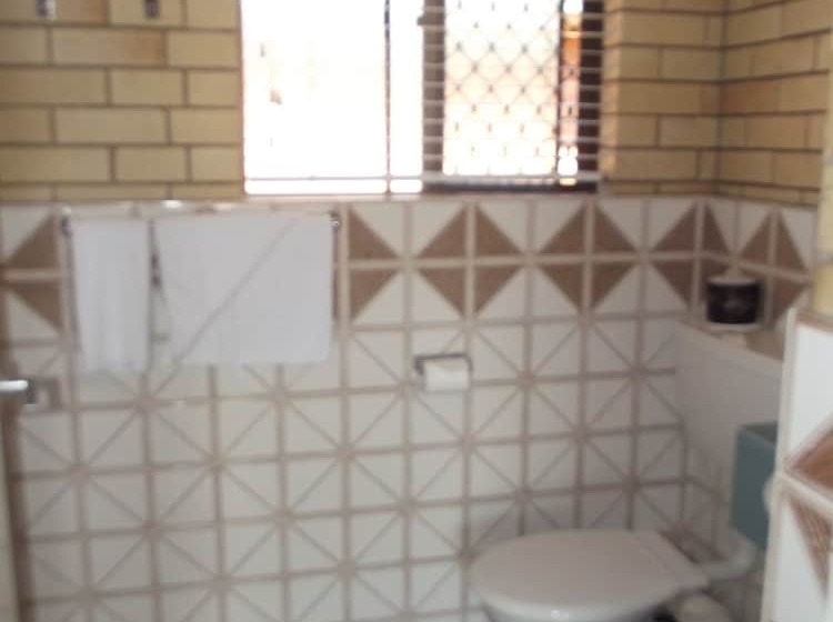 汽车旅馆  Bridge Street Motor Inn