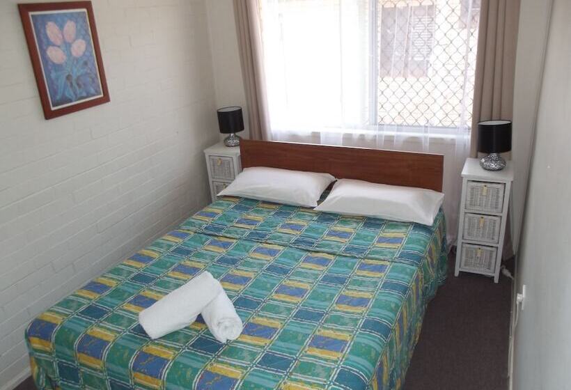 汽车旅馆  Bridge Street Motor Inn