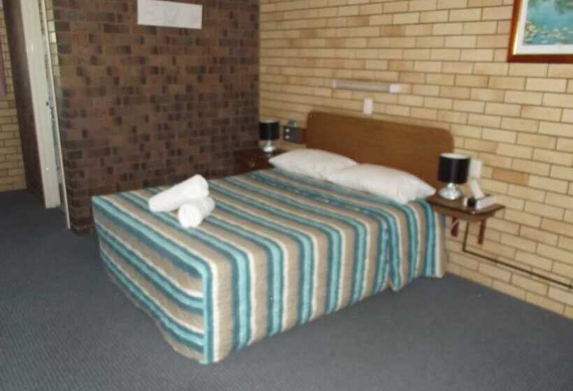 汽车旅馆  Bridge Street Motor Inn