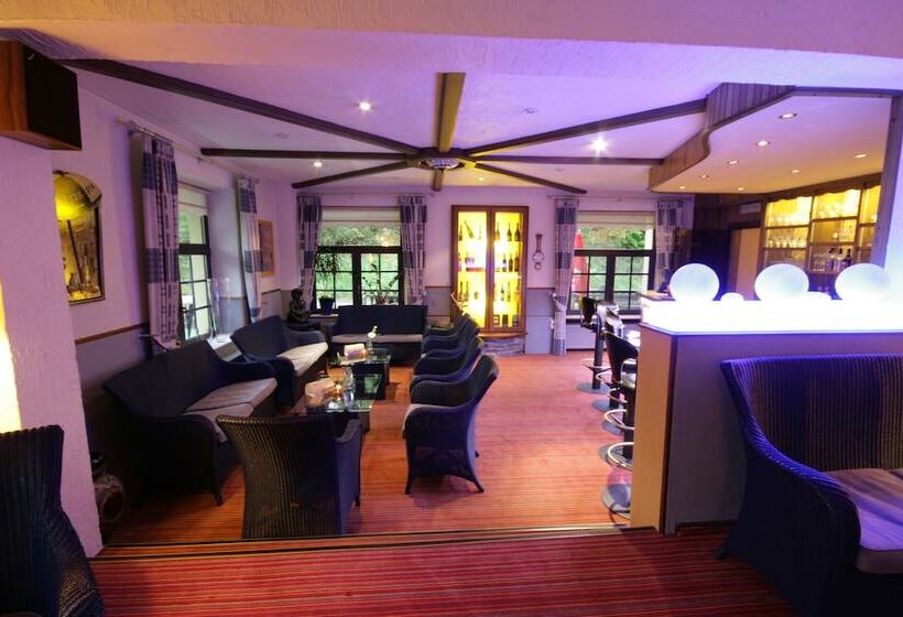 מוטל Val De L Our