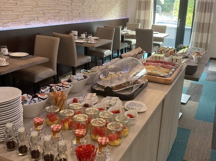 מוטל Val De L Our