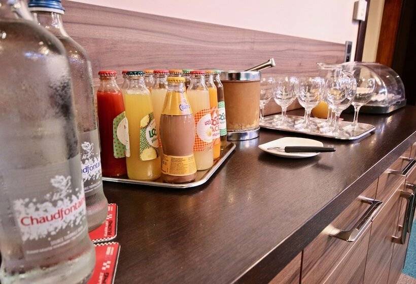 מוטל Val De L Our