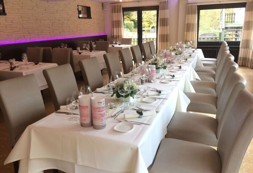 מוטל Val De L Our