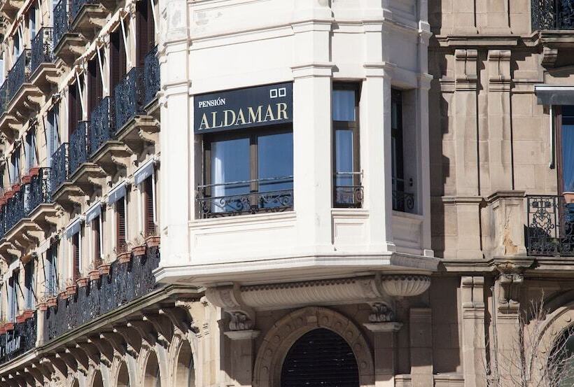 پانسیون Aldamar