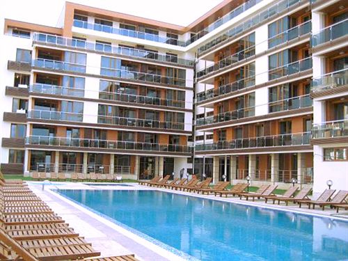 Pomorie Bay Apartments & Spa