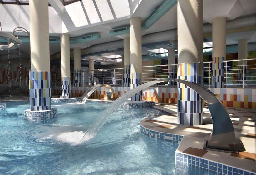 リゾートホテル Apartment Tourist Complex & Spa Astera Bansko