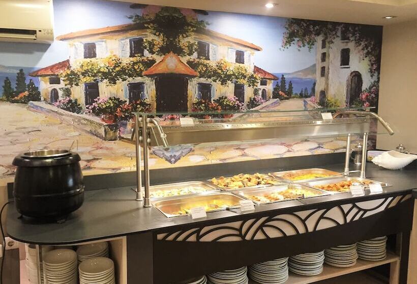 Selena Beach Family Hotel   All Inclusive Light