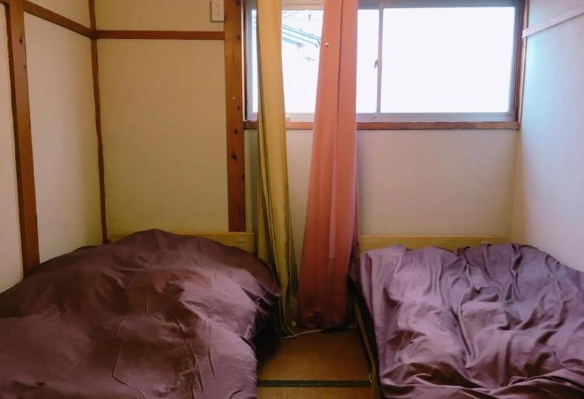 ユースホステル Yado & Kissa Ugo Hub