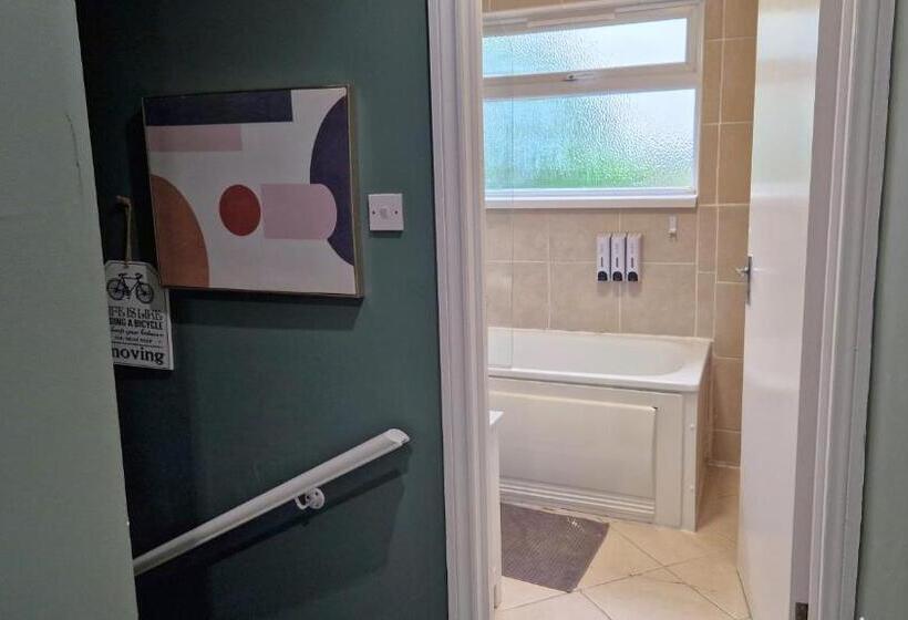 Citystay Albert Apartments In Hendon Nw4