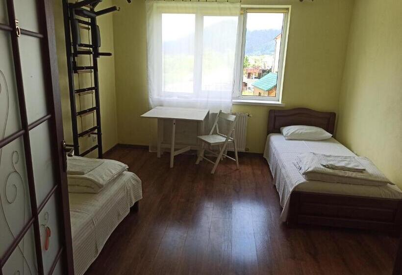 Bed and Breakfast гостьовий дім тая