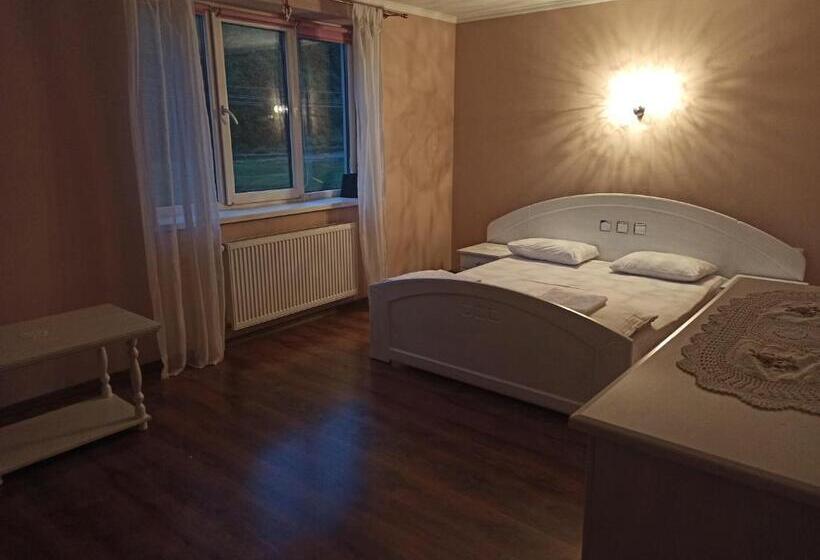 Bed and Breakfast гостьовий дім тая